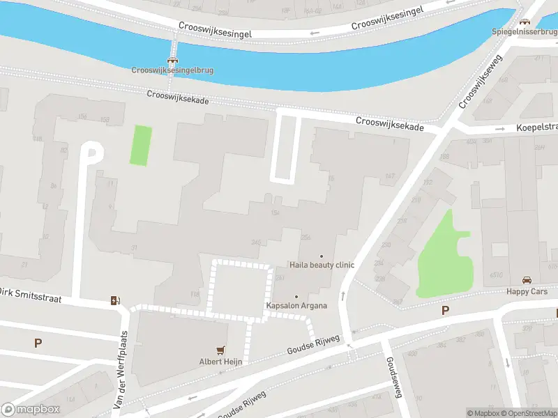 Ambulance met grote spoed naar de Crooswijksekade in Rotterdam