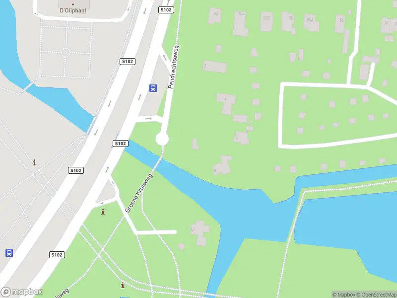 Ambulance met grote spoed naar de Pendrechtseweg in Rotterdam