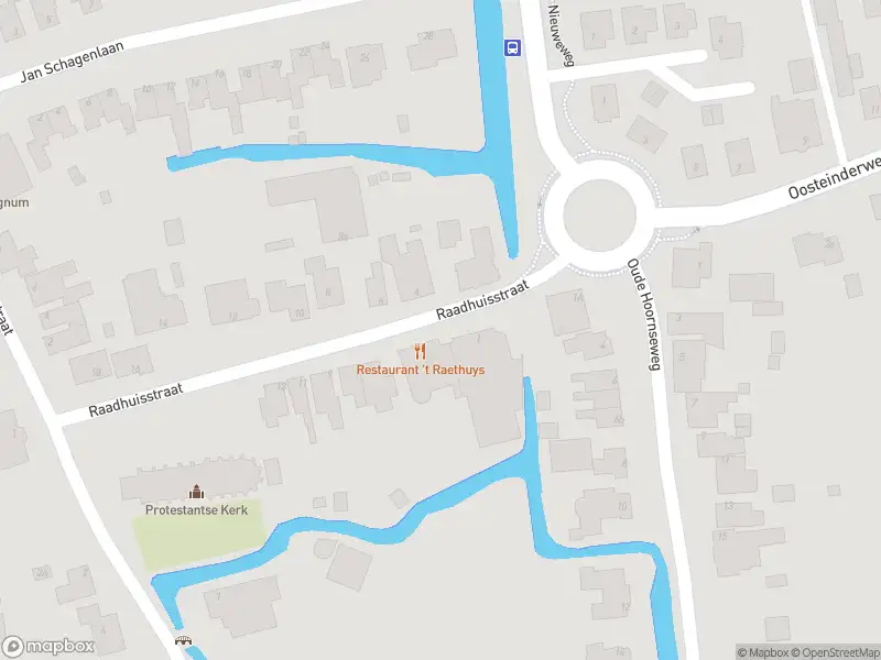 Ambulance met grote spoed naar de Raadhuisstraat in Wognum