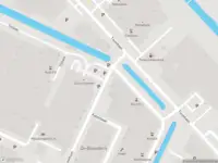 Ambulance met grote spoed naar de Vlechtbaan in Leiderdorp