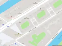 Ambulance met grote spoed naar de Februariplein in Amsterdam