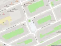 Ambulance naar de Iepenplein in Amsterdam