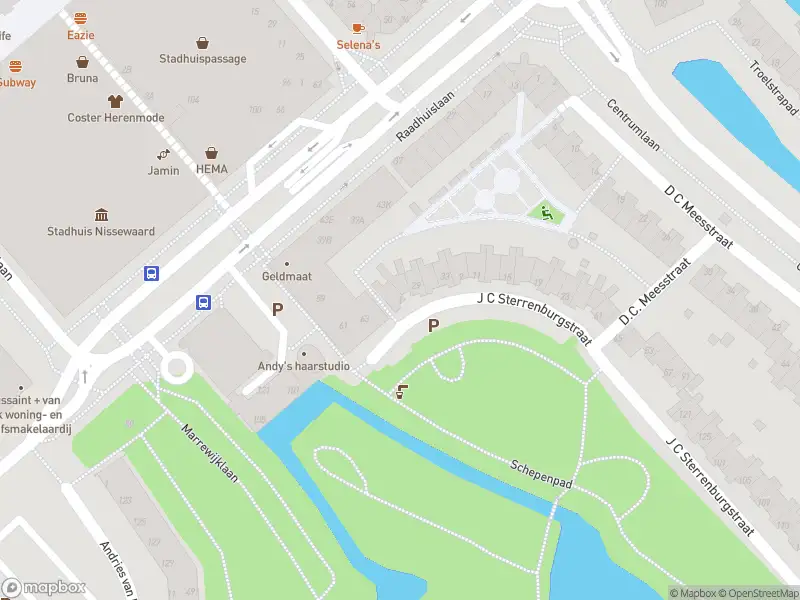 Ambulance met gepaste spoed naar de J.C. Sterrenburgstraat in Spijkenisse