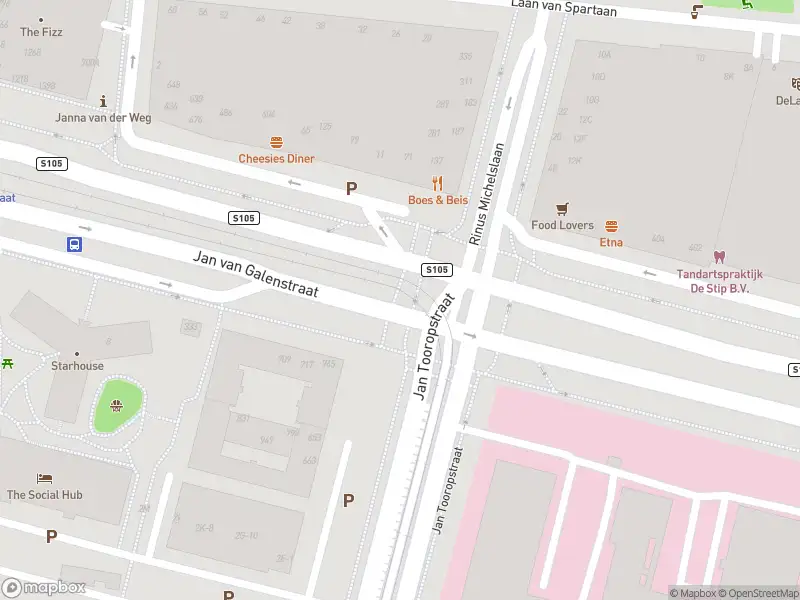 Ambulance met grote spoed naar de Jan van Galenstraat in Amsterdam