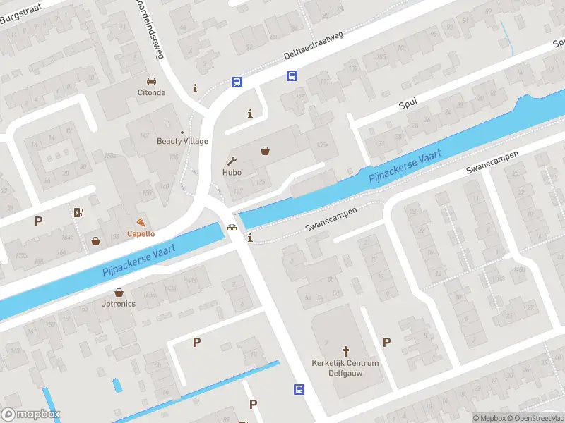Ambulance met grote spoed naar de Graaf Willem II laan in Delfgauw