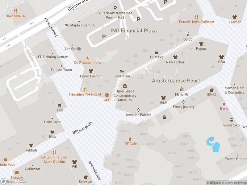 Ambulance met grote spoed naar de Flierbosdreef in Amsterdam