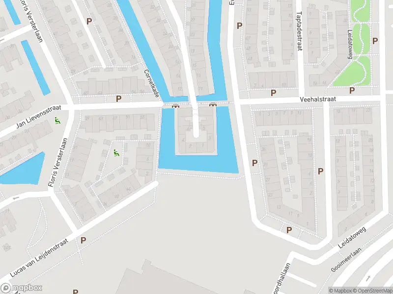 Ambulance met gepaste spoed naar de Lebeauhof in Leiden