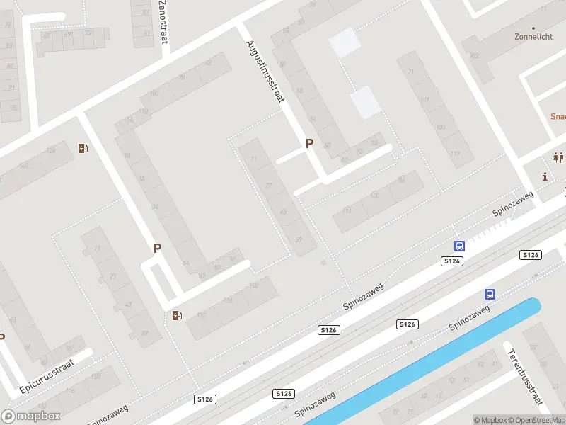 Ambulance met grote spoed naar de Augustinusstraat in Rotterdam