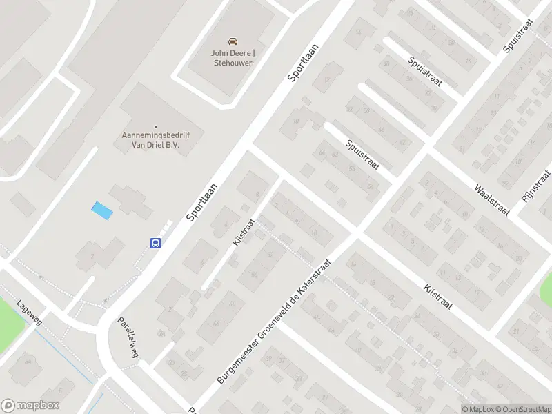 Ambulance met grote spoed naar de Kilstraat in Maasdam