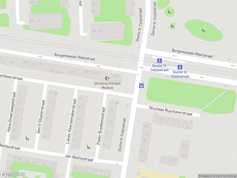 Ambulance met grote spoed naar de Nicolaas Ruychaverstraat in Amsterdam