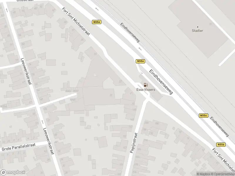 Ambulance met grote spoed naar de Fort Sint Michielstraat in Venlo