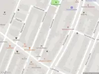 Ambulance met grote spoed naar de Vredehofstraat in Rotterdam