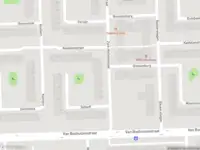 Ambulance met grote spoed naar de Overvoorde in Amsterdam