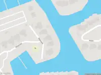 Politie naar de Hoofdgracht in Naarden