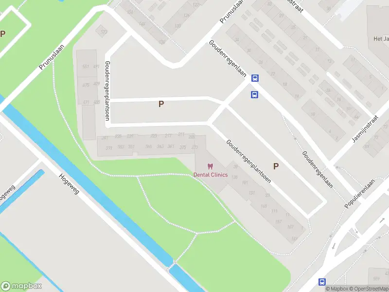 Ambulance met gepaste spoed naar de Goudenregenplantsoen in Ridderkerk
