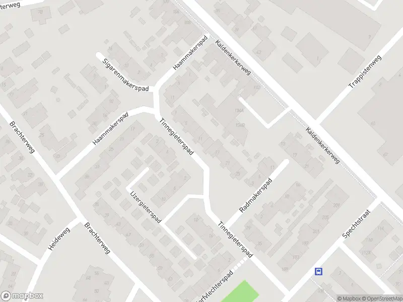 Ambulance met grote spoed naar de Tinnegieterspad in Tegelen