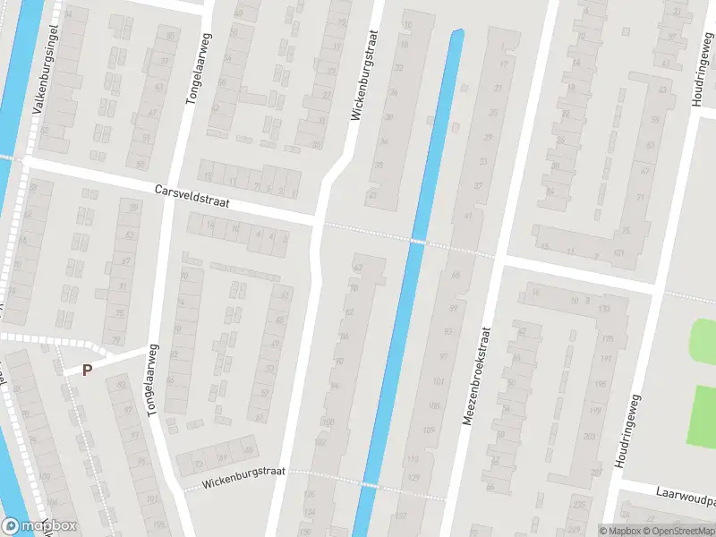 Ambulance met gepaste spoed naar de Wickenburgstraat in Rotterdam