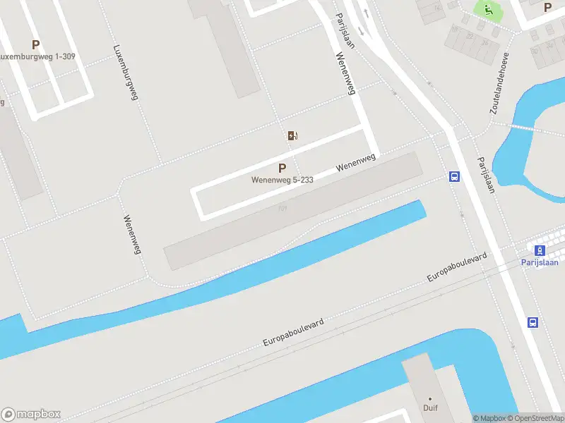 Ambulance met gepaste spoed naar de Wenenweg in Vlaardingen