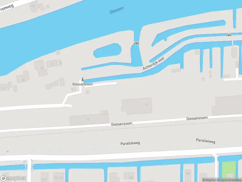 Ambulance met gepaste spoed naar de Giessenzoom in Hardinxveld-Giessendam