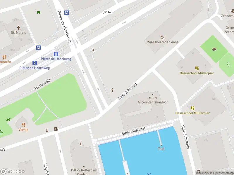 Ambulance met grote spoed naar de Sint-Jobsweg in Rotterdam