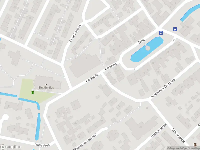 Ambulance met gepaste spoed naar de Kerkplein in Abbenbroek