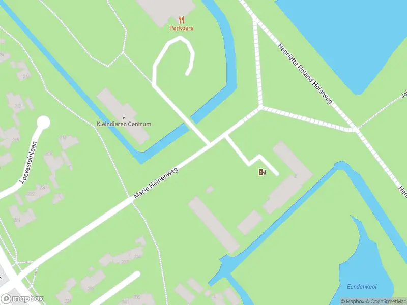 Ambulance met grote spoed naar de Marie Heinenweg in 's-Gravenhage