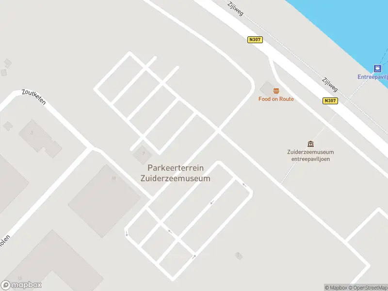Ambulance naar de Zijlweg in Enkhuizen