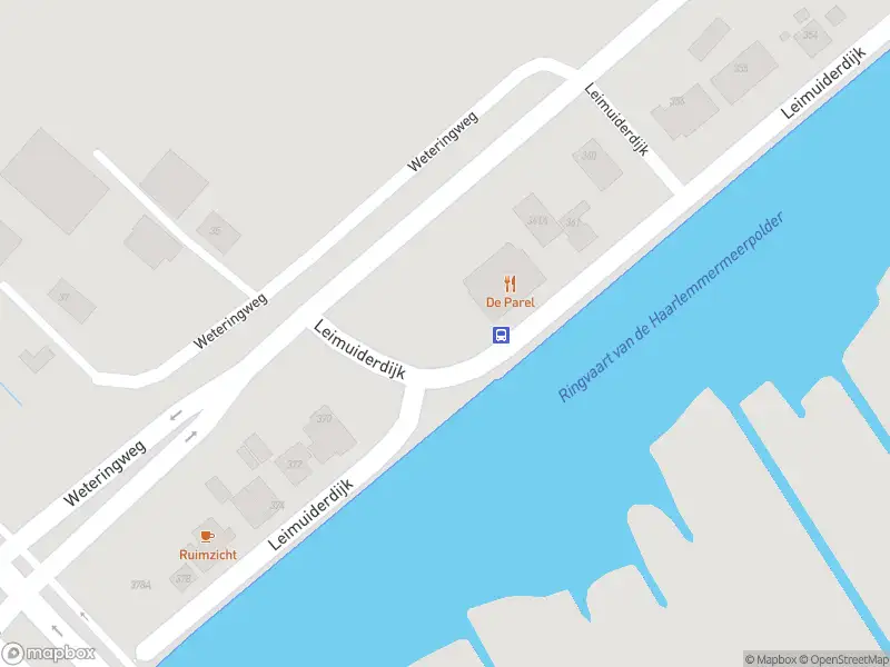 Ambulance met gepaste spoed naar de Leimuiderdijk in Leimuiderbrug