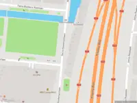 Ambulance met grote spoed naar de Gerrie Knetemannlaan in Amsterdam