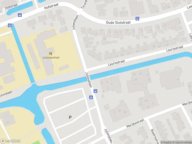 Ambulance met gepaste spoed naar de Lauriestraat in Schagen