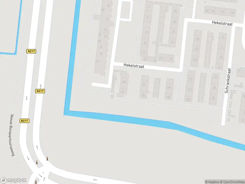 Ambulance met grote spoed naar de Hekelstraat in 's-Gravendeel