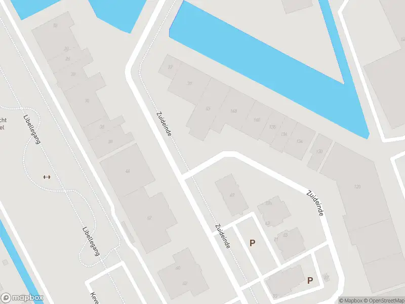 Ambulance met grote spoed naar de Zuideinde in Barendrecht