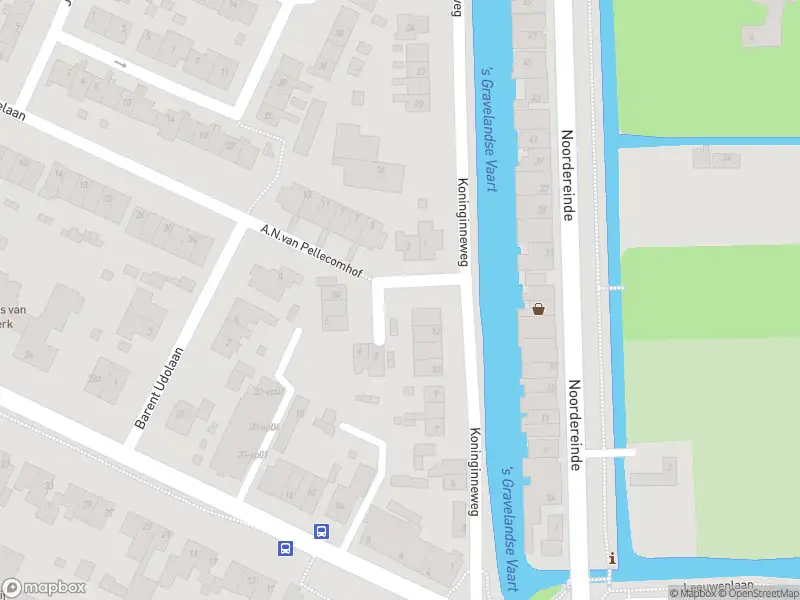 Brandweer met gepaste spoed naar de A.N.van Pellecomhof in Kortenhoef