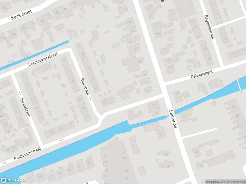 Ambulance met gepaste spoed naar de Posthoornstraat in Oostzaan