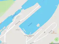 Ambulance met grote spoed naar de Havenhoofd in Middelharnis