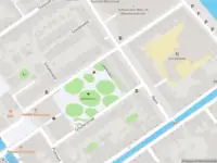 Ambulance met grote spoed naar de Oostplantsoen in Delft