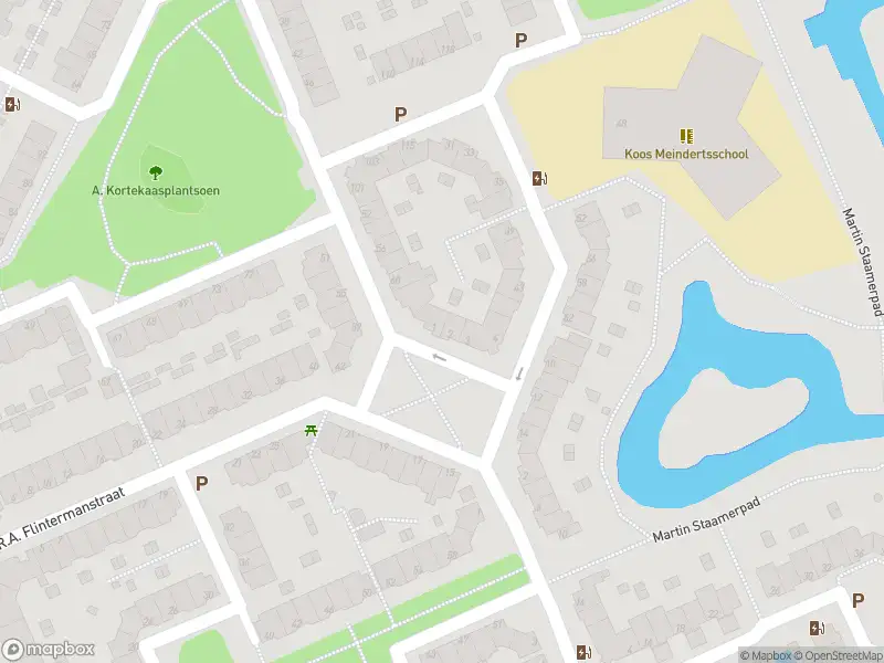 Brandweer met grote spoed naar de C.A. van Beverenplein in 's-Gravenhage vanwege voertuigbrand