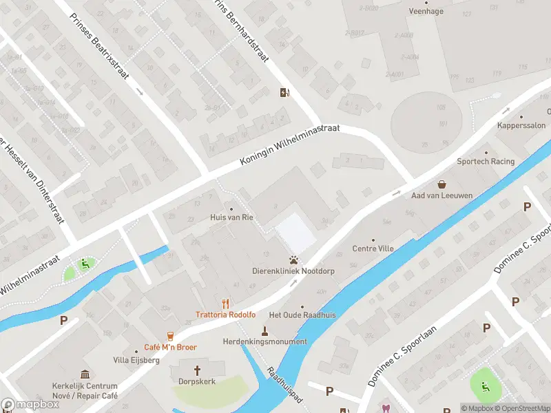 Ambulance met gepaste spoed naar de Dorpsplein in Nootdorp