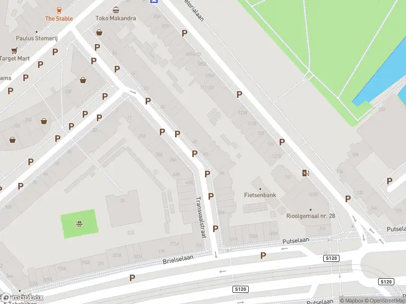 Ambulance met grote spoed naar de Transvaalstraat in Rotterdam