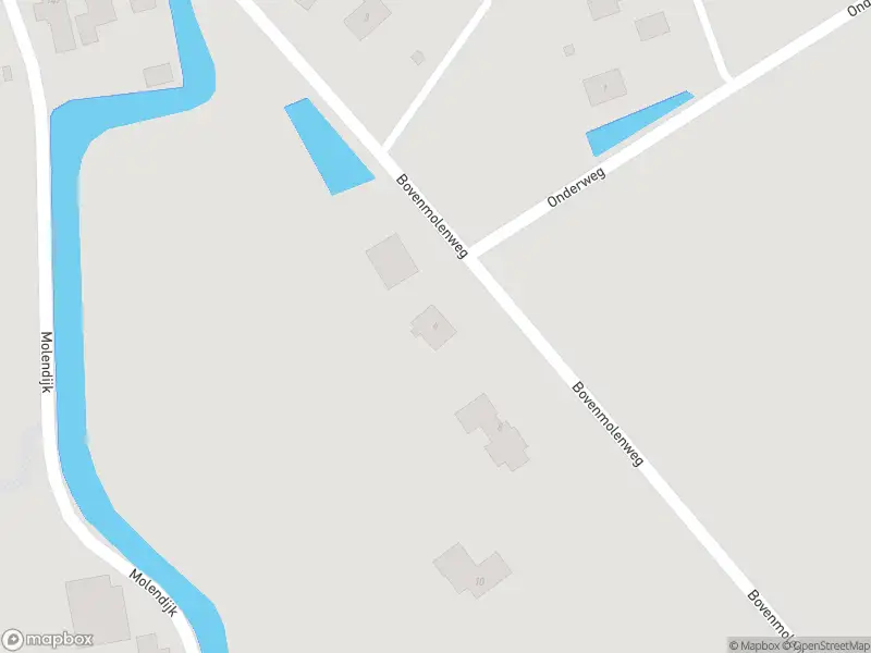 Ambulance met grote spoed naar de Bovenmolenweg in Pijnacker