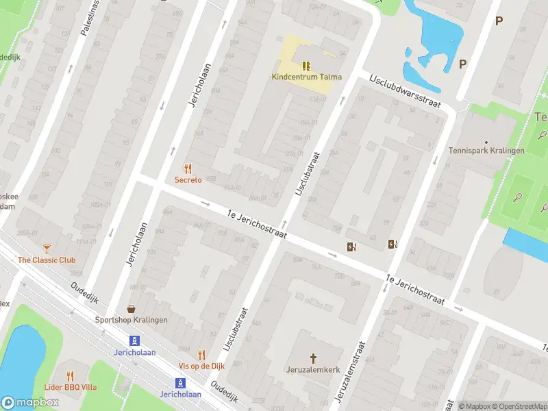 Ambulance met gepaste spoed naar de 1e Jerichostraat in Rotterdam