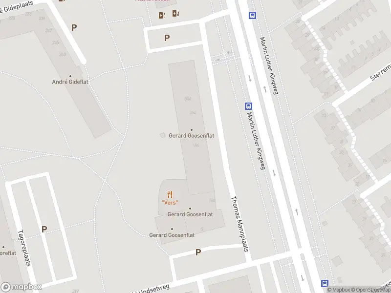 Ambulance met grote spoed naar de Thomas Mannplaats in Rotterdam