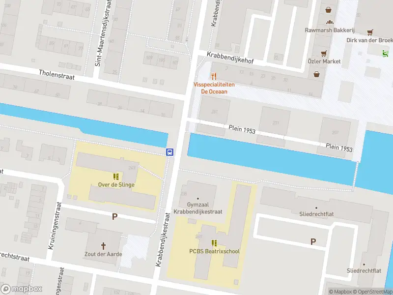Ambulance met grote spoed naar de Krabbendijkestraat in Rotterdam
