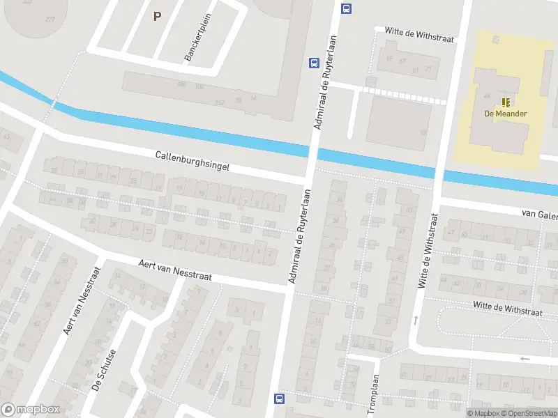 Ambulance met gepaste spoed naar de Callenburghsingel in Hendrik-Ido-Ambacht