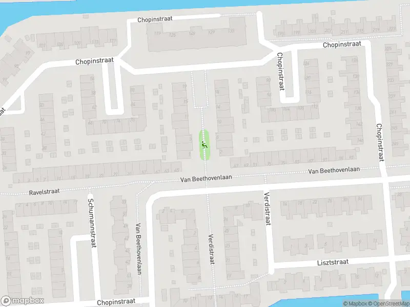 Ambulance met grote spoed naar de Sweelinckstraat in Capelle aan den IJssel