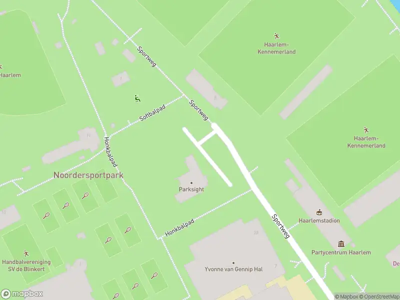 Ambulance met gepaste spoed naar de Sportweg in Haarlem