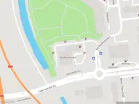 Ambulance met gepaste spoed naar de Van Beethovenplein in Schiedam