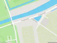 Brandweer met grote spoed naar de Verlengde Aarkade in Alphen aan den Rijn vanwege personen te water