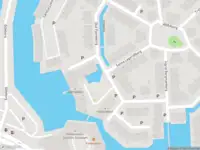 Ambulance met gepaste spoed naar de Olof Palmeborg in Schiedam