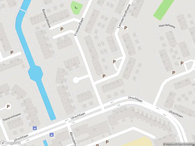 Ambulance met gepaste spoed naar de Frieslandlaan in Vlaardingen